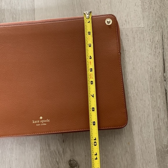 Kate Spade Brim Laptop for Tote Bag camel tan - Picture 4 of 10